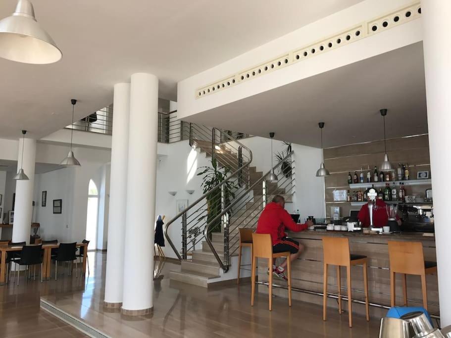 Clp - Beach Front, Pool View And Parking Calpe Eksteriør billede